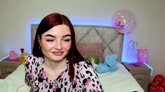 Cute redhead babe NicolPot chats on webcam live solo show