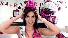 Brunette Solo Webcam Masturbation