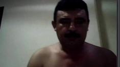 Bigote Maduro: Oso Amateur