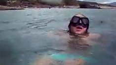 Nipslip - Girl diving accidentally exposed her awesome boobs